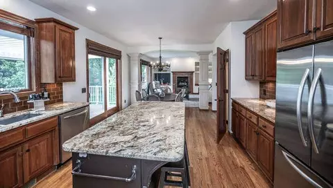 545 Hawthorne Woods Dr, Eagan, MN 55123 photo 21