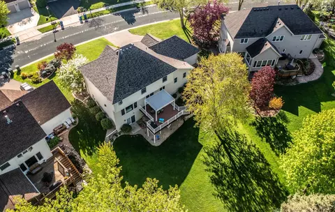 545 Hawthorne Woods Dr, Eagan, MN 55123 photo 25