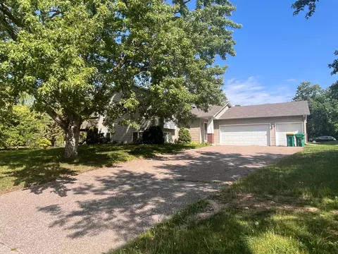 8001 N Regent Ave N, Brooklyn Park, MN 55443