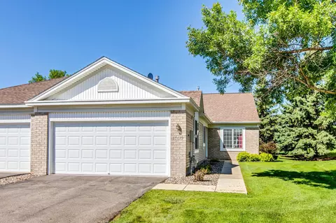 15679 Flackwood Way, Apple Valley, MN 55124