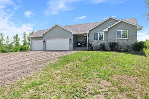 9789 Sunrise Rd, Harris, MN 55032
