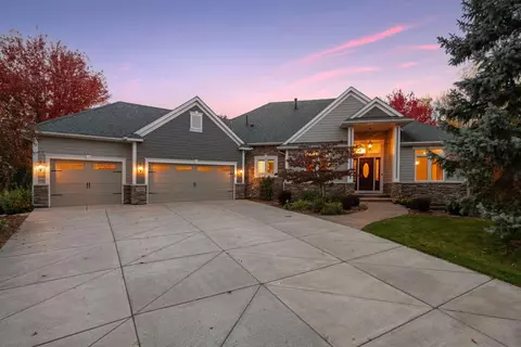 9141 Gladstone Cir, Maple Grove, MN 55311