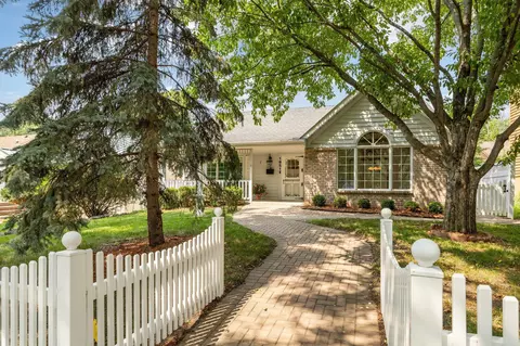 1951 Montreal Ave, Saint Paul, MN 55116