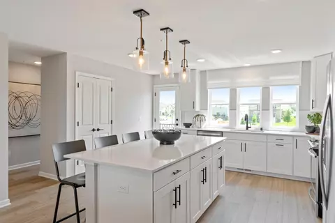 5857 156th St W, Apple Valley, MN 55124