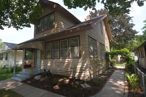 4106 Irving Ave N, Minneapolis, MN 55412