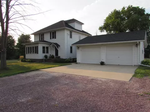 1670 130th Ave, Welcome, MN 56181