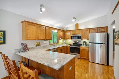 671 Red Maple Ln, Hudson, WI 54016