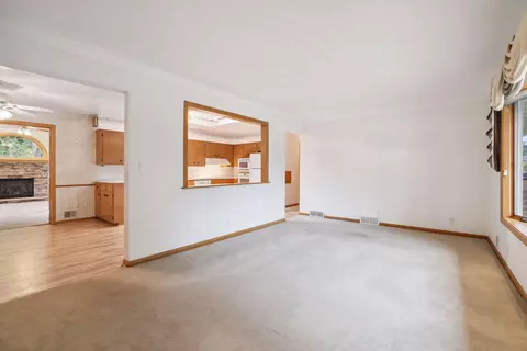 431 Eldridge Ave E, Maplewood, MN 55117 photo 5