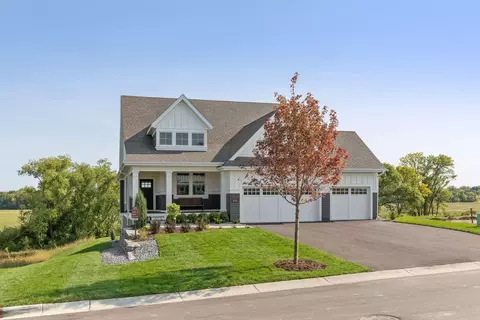 6291 Lakeside Dr, Victoria, MN 55318