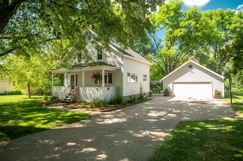 126 Springer Ave, Elmwood, WI 54740