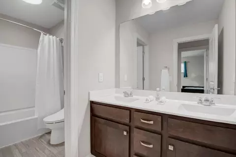 1285 Interlachen Dr, Eagan, MN 55123 photo 27