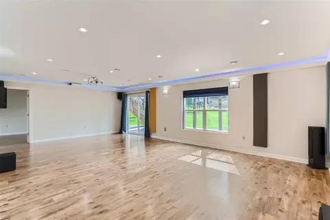 1285 Interlachen Dr, Eagan, MN 55123 photo 29