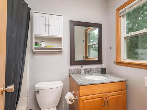416 E 3rd St, Chaska, MN 55318 photo 11