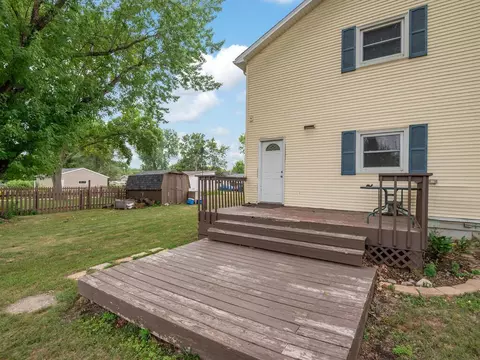 416 E 3rd St, Chaska, MN 55318 photo 27