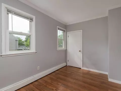 416 E 3rd St, Chaska, MN 55318 photo 10