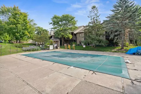 11063 Oregon Cir #74, Bloomington, MN 55438 photo 21