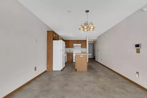 1076 Manor Ct, Saint Cloud, MN 56303 photo 11