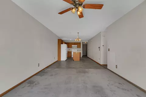 1076 Manor Ct, Saint Cloud, MN 56303 photo 13
