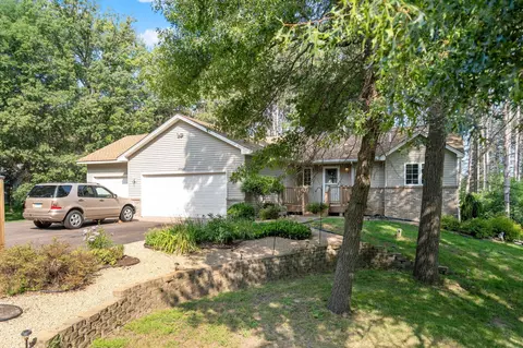 29420 Hillcrest Dr, Stacy, MN 55079