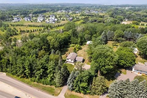 5268 Radio Dr, Woodbury, MN 55129
