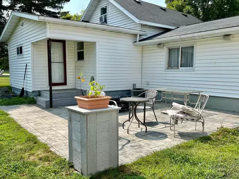 430 3rd Ave NW, Perham, MN 56573 photo 3