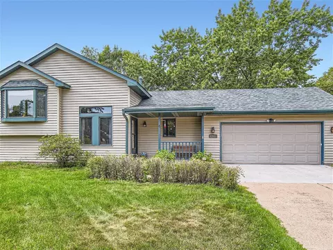 11650 Monroe St NE, Blaine, MN 55434