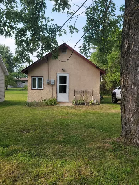 713 21st St NW, Bemidji, MN 56601