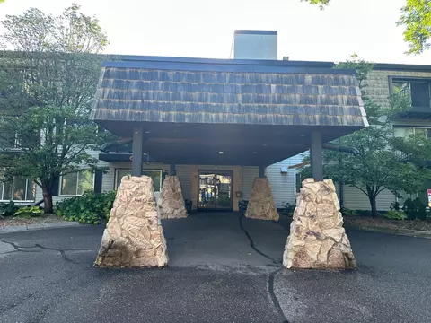 179 Little Canada Rd E #135, Little Canada, MN 55117