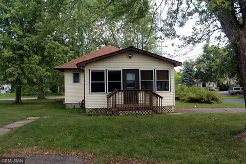 201 Cedar St N, Onamia, MN 56359