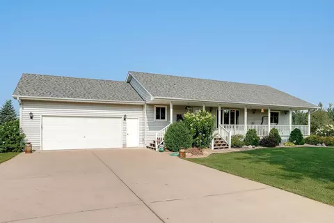 11770 Wilcox Rd, North Branch, MN 55056