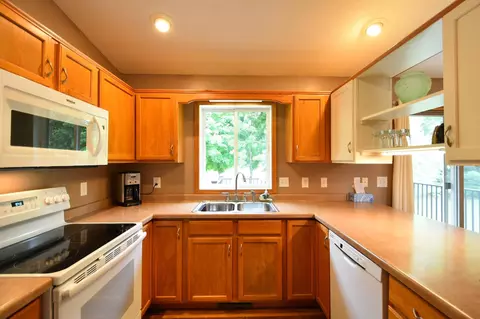 530 5th St E, Wanamingo, MN 55983 photo 5