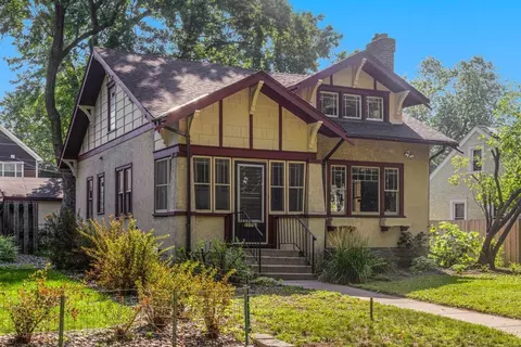 3526 Vincent Ave N, Minneapolis, MN 55412