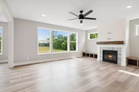 701 Marie Ct, Eagan, MN 55123 photo 14