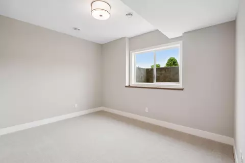 701 Marie Ct, Eagan, MN 55123 photo 37