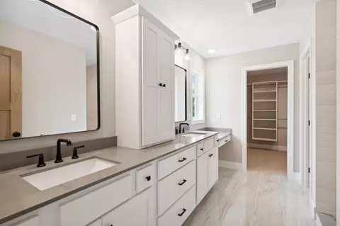 701 Marie Ct, Eagan, MN 55123 photo 8