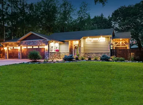 403 Totem Rd, Saint Paul, MN 55119