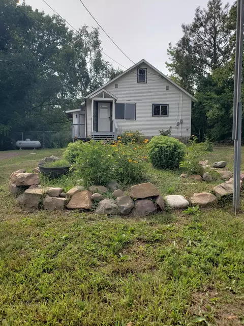6281 Jernbanegade, Askov, MN 55704