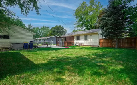 1419 Highland Pl, Faribault, MN 55021 photo 18