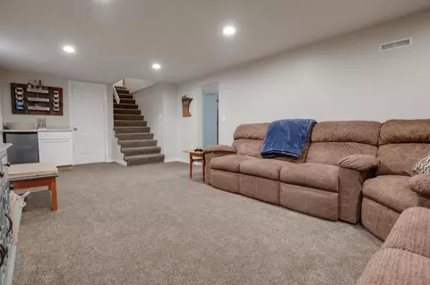1419 Highland Pl, Faribault, MN 55021 photo 11