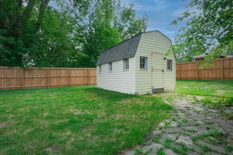 1419 Highland Pl, Faribault, MN 55021 photo 21