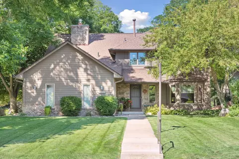1296 29th Ave NW, New Brighton, MN 55112