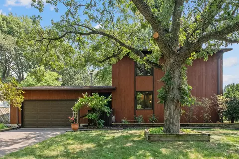 2250 Lambert Ave, Mounds View, MN 55112