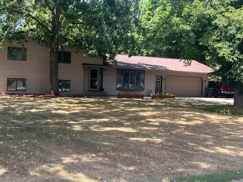 24823 21st Ave, Saint Augusta, MN 56301 photo 3