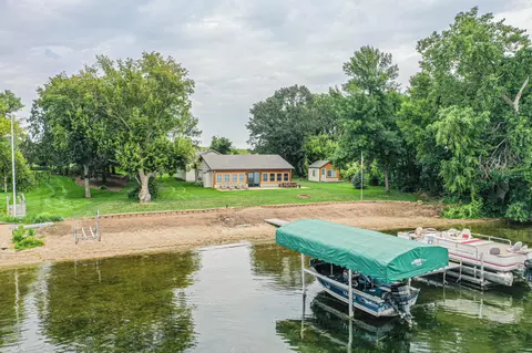 3720 Little Ida Beach Rd NW, Alexandria, MN 56308