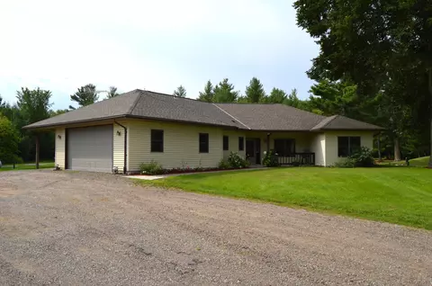 7285 125th St, Milaca, MN 56353