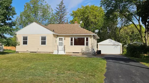 2010 4th St NW, Faribault, MN 55021