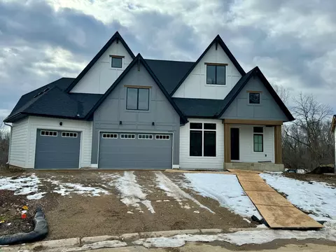 2956 Westwind Ct, Little Canada, MN 55109