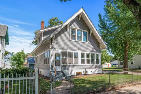 875 Margaret St, Saint Paul, MN 55106