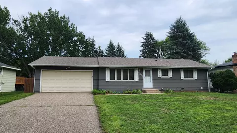 7316 Colorado Ave N, Brooklyn Park, MN 55443