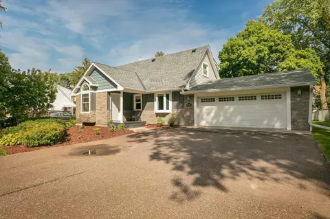 10967 Magnolia St NW, Coon Rapids, MN 55448